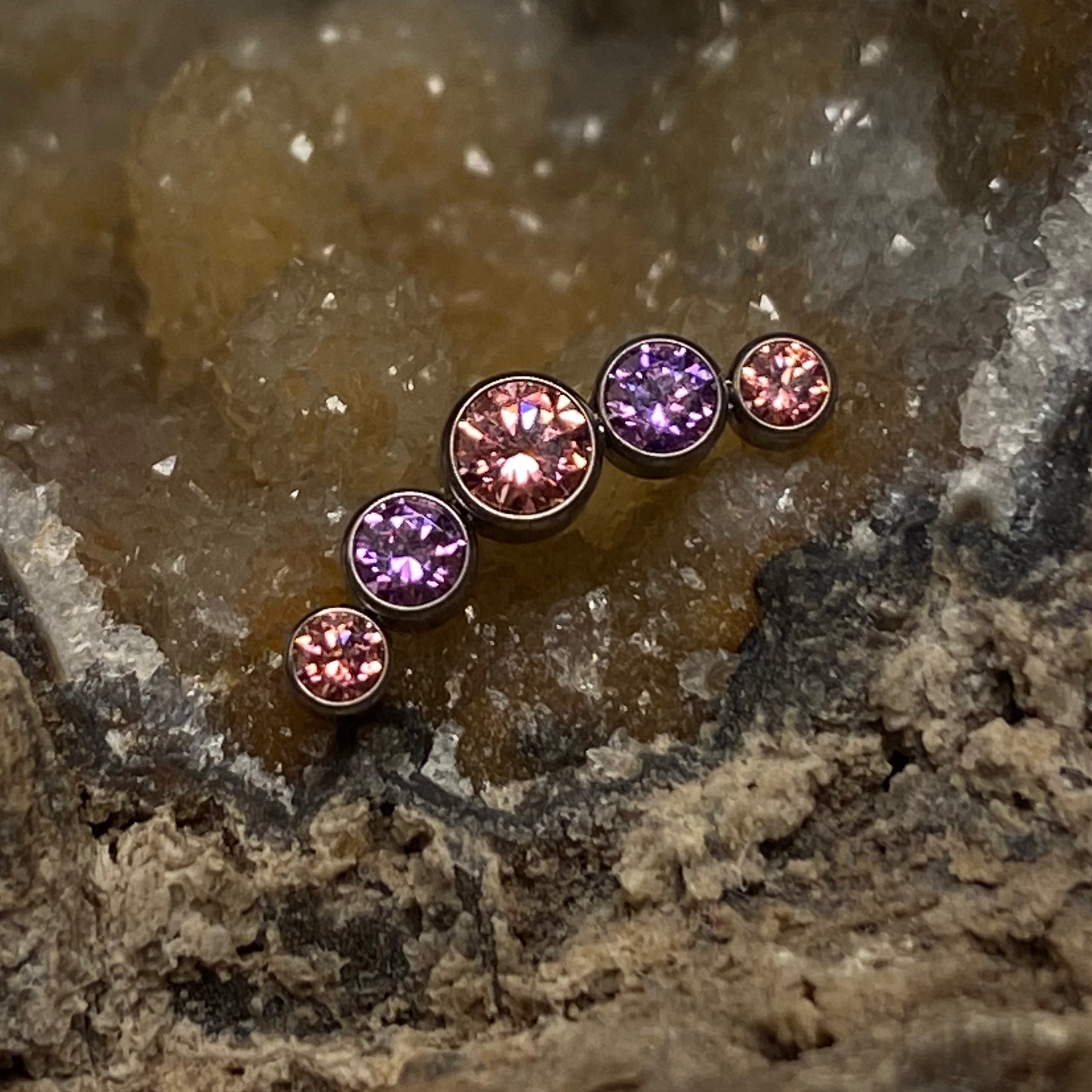 Neometal titanium store